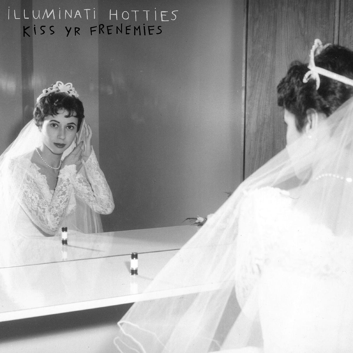 ILLUMINATI HOTTIES - KISS YR FRENEMIES (RANDOM RECYCLED MIXED VINYL)