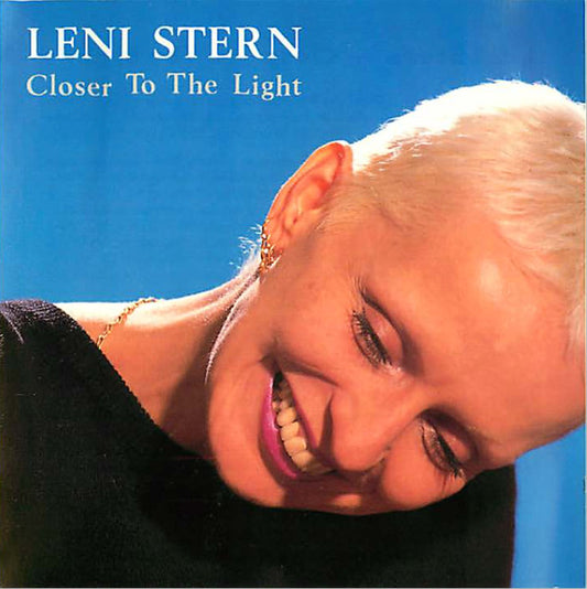STERN, LENI  - CLOSER TO THE LIGHT