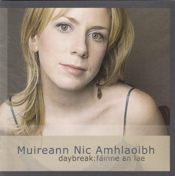 AMHLAOIBH, MUIREANN NIC  - DAYBREAK: FAINNE AN LAE
