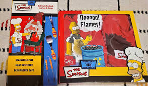 SIMPSONS: BBQ APRON & MITT SET - #85-3957