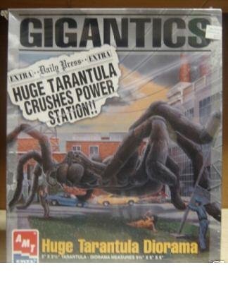 GIGANTICS: HUGE TARANTULA DIORAMA - MODEL KIT-AMT-#8391-1996